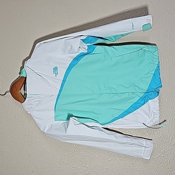 The North Face Jacket - Picture 2 of 12